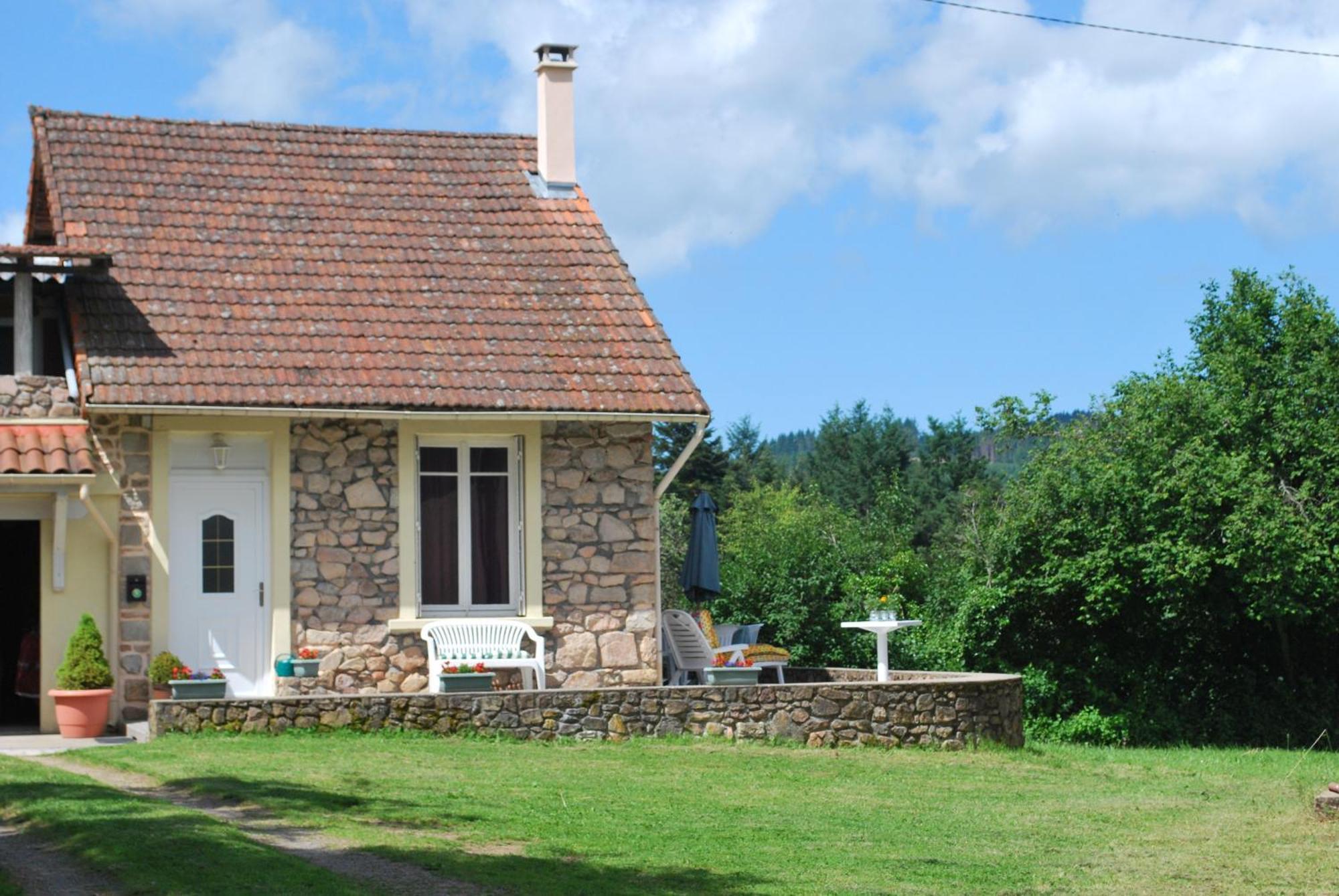 Gîte Des Sapins Ranchal Exterior foto